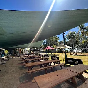 Bushland Tavern Holiday park Townsville