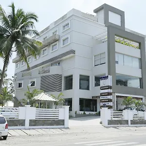 Moonlit Regency Hotel Thodupuzha