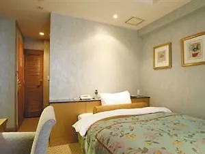 https://pulitzer-jiyugaoka.alltokyohotels.com