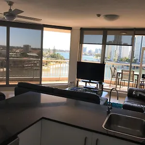 Moorings On Cavill Surfers Paradise Aparthotel Gold Coast