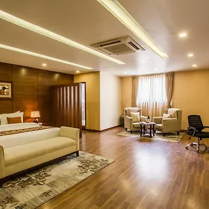 Yatri Suites&spa Hotel